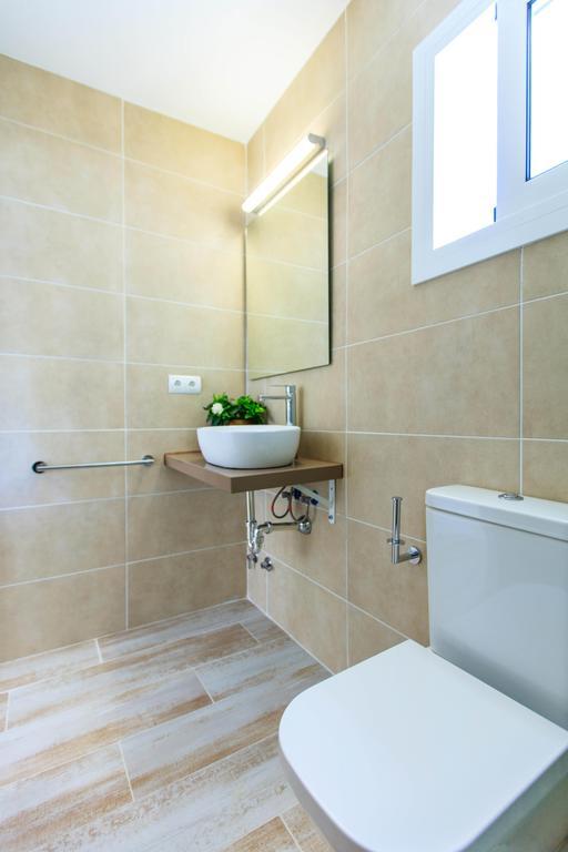 Pinos Playa Suites Пляж Миджорн Экстерьер фото