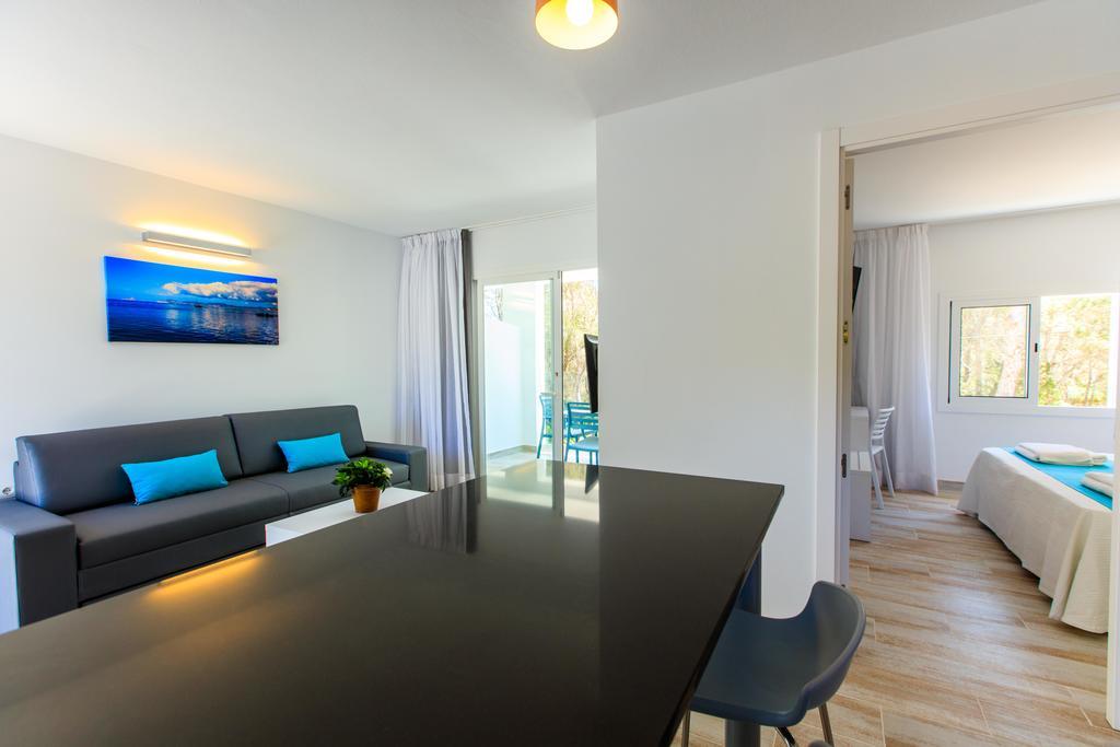 Pinos Playa Suites Пляж Миджорн Экстерьер фото